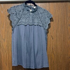 Chic Gray Lace Women's Blouse